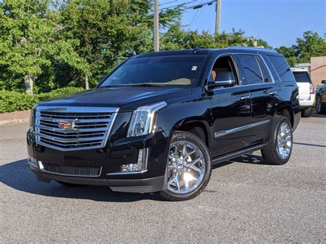 Pre Owned 2017 Cadillac Escalade Platinum With Navigation And 4wd