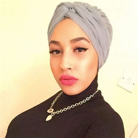 handm releases ad with first hijab wearing muslim model and she looks beautiful