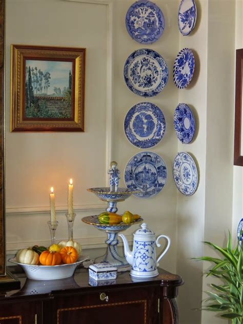 248 Best Images About Blue And White Decor With Antiques