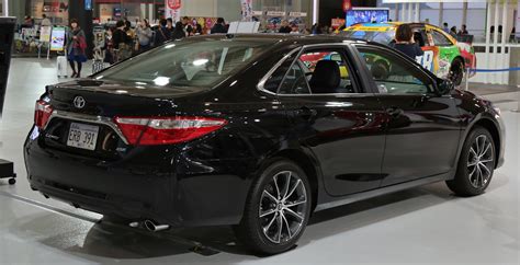 File2015 Toyota Camry Xse Rear Wikimedia Commons