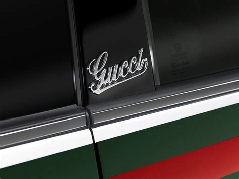 1024x768 Fiat 500 Gucci Logo Desktop Pc And Mac Wallpaper