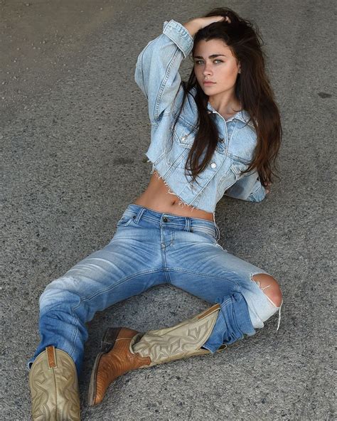 Lola Flanery Looking Like A Hot Cowgirl Rlolaflanery