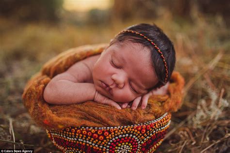 Bobbi Lee Hilles Photos Of Aboriginal Newborns And Pregnant Women