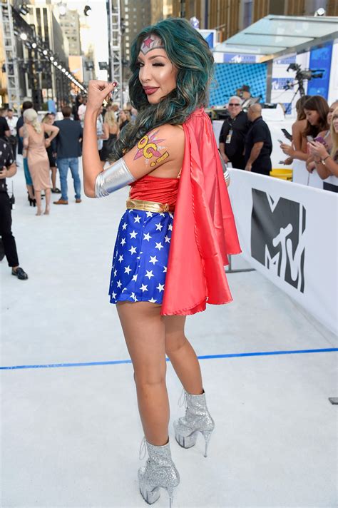 Showing Off Farrah Abraham Reveals Butt In Wonder Woman Costume At Mtv Vmas 2016