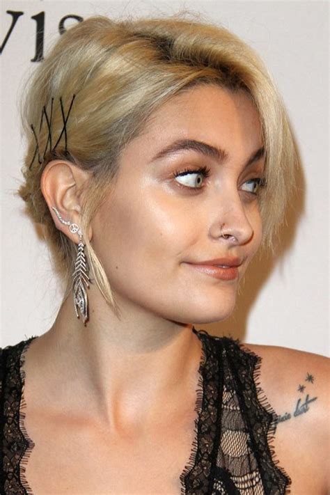 Paris Jackson Straight Ash Blonde Bob Bobby Pins Shaggy Bob Hairstyle