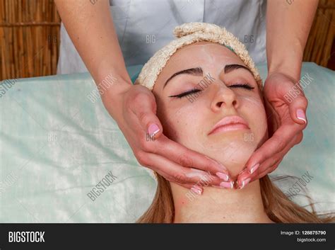 Girl Beautician Spa Image And Photo Free Trial Bigstock