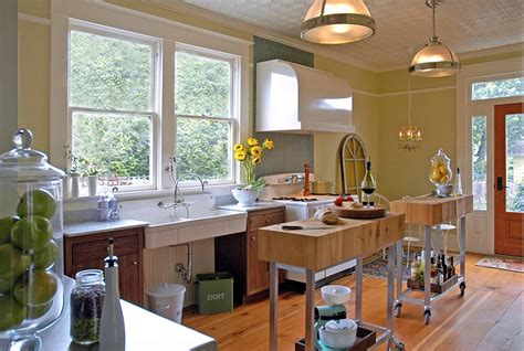 Butcher block mobile kitchen island. Mobile Kitchen Islands Ideas And Inspirations