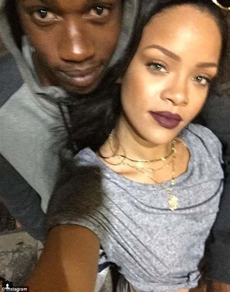 Rihanna Mourns Her Cousin S Death And Implies He Was Shot Daily Mail Online