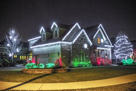 Outdoor Christmas Flood Light Christmas Lights Ideas