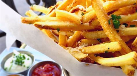 13 Restaurants With The Best French Fries Near Phoenix Urbanmatter