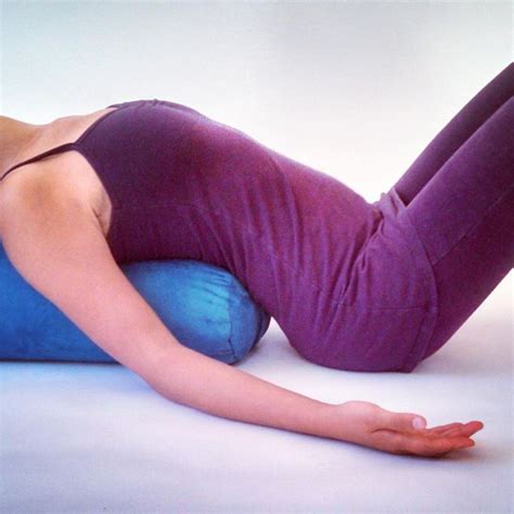 How To Make Your Own Yoga Bolster In Minutes Yoga Bolster Diy Yoga