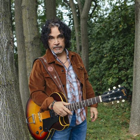 In Conversation: John Oates and, um, Saxsquatch