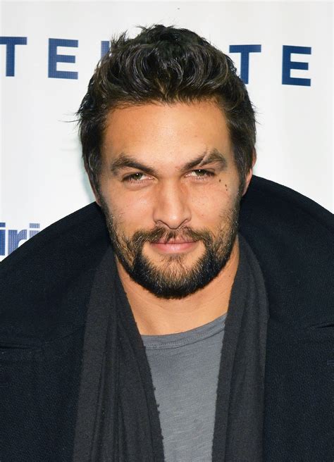Khal drogo may have met his untimely death at the end of game of thrones ' first season, but the dearly departed character has continued to live on in our (and daenerys targaryen's) hearts — and actor jason momoa's beard. Jason Momoa Just Isn't Our Beloved Man-Beast Without His ...
