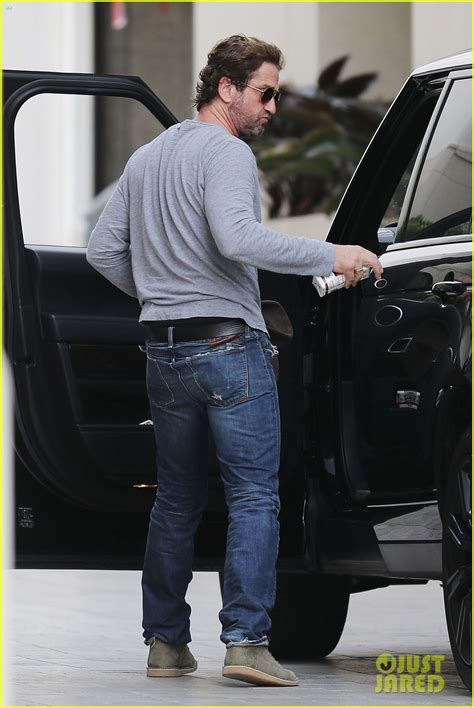 Is he married or dating a new girlfriend? Gerard Butler Looks Handsome Heading to a Business Meeting ...