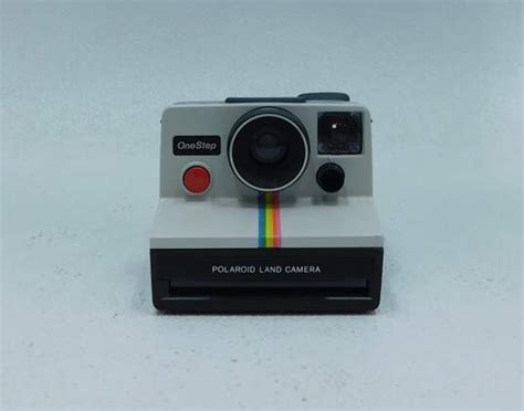 Buy The Vintage Polaroid One Step 600 Instant Land Camera Goodwillfinds