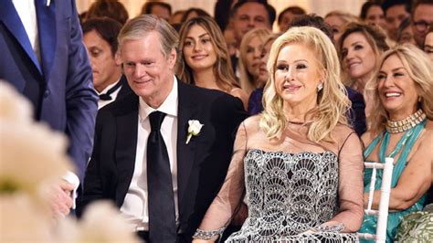 Kathy Hiltons Dress At Paris And Carter Reums Wedding — See Photos