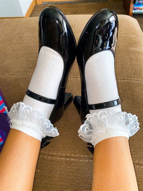 Frilly Socks and Mary Janes2023 フリルソックス パンプス 靴