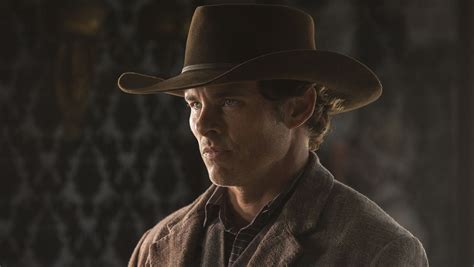 'Westworld': James Marsden Strikes a Menacing Pose in New Season 2 ...