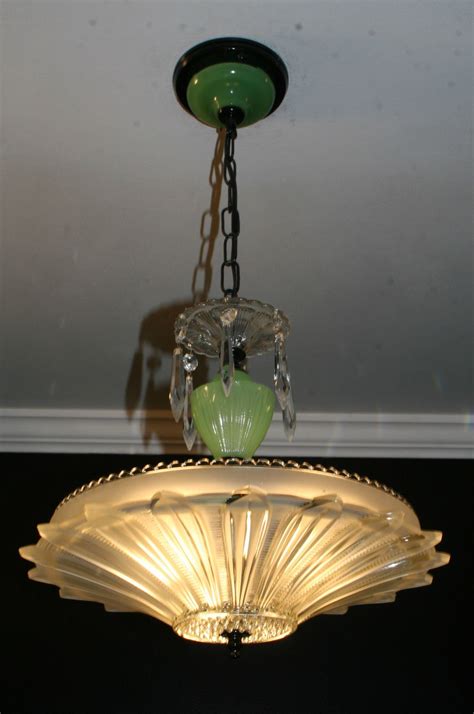 A choice for fans of the 1920's and 1930's art deco and art nouveau era. Antique jadiete green sunflower art deco light fixture ...