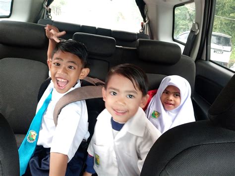Pendaftaran sekolah ikatan dinas gratis dari pemerintah tahun 2021/2022. Anak-anak kembali ke sekolah 2018 - Cerita Ita