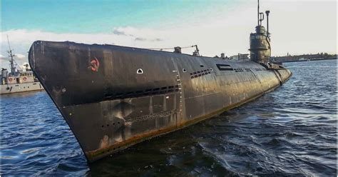 15 Photos Of Massive Abandoned Submarines | HotCars