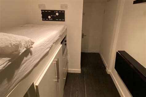 Londons Smallest Flat That Is No Bigger Than A Tent Sells For 168000