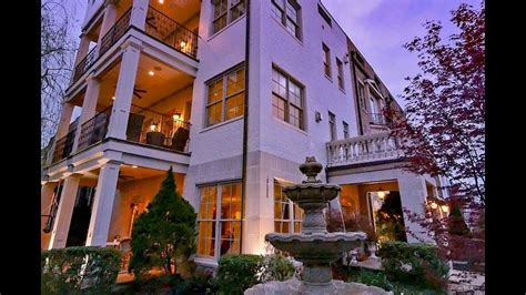 Prestigious Centrally-Located Residence in Nashville, Tennessee