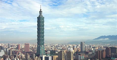 Taipei 101 Tower Named Worlds Toughest Building By Popular Mechanics