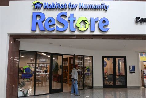 Habitat For Humanity Opens 3rd Store In Las Vegas Las Vegas Review
