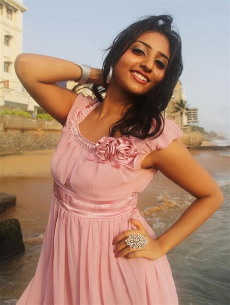 Vinu Siriwardana Hot Sri Lankan Actress ~ Live And Enjoy With Girls