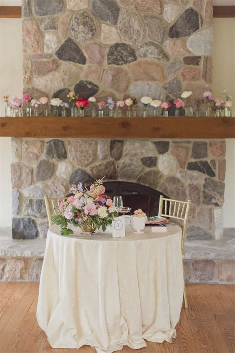 Sweetheart Table In Pastel Colors Elizabeth Anne Designs