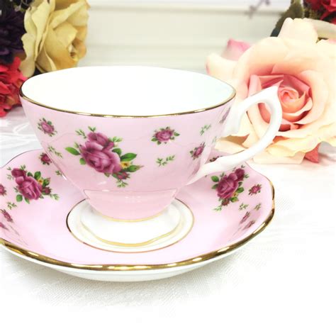 royal-albert-new-country-roses-pink-floral-chintz-tea-cup