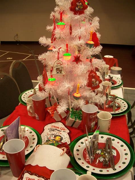 1930s era dinner party ideas. 27 White Christmas Table Decorations Ideas - Decoration Love