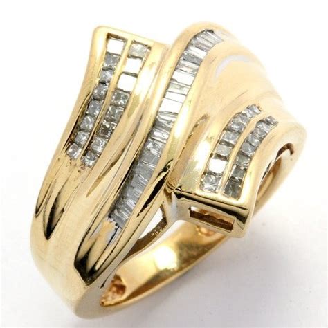 Solid 10k Yellow Gold 075ctw Genuine Diamonds Ring Size 5 Property Room