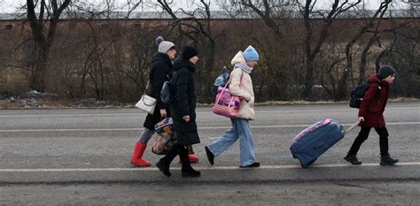 Poland Authorities Must Act To Protect People Fleeing Ukraine From