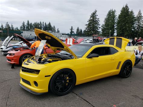 This Yellow 2010 Chevrolet Camaro Ss Comes With Too Many Special Bits