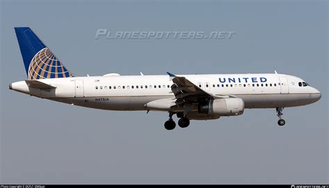 N471ua United Airlines Airbus A320 232 Photo By Ocfltomgcat Id