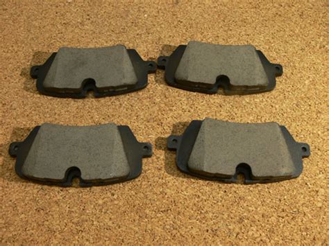 Land Rover Rear Brake Pads New Discovery 17 Range Rover 13 On Range
