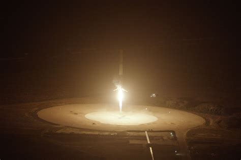SpaceX | Spacex rocket, Spacex rocket launch, Spacex landing