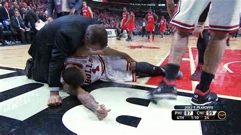 Derrick Rose Tears Acl In Game 1 Of 2012 Playoffs Youtube