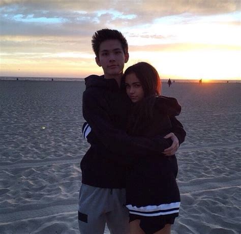 Carter Reynolds And Maggie Lindemann Web Star Posts Kissing Photo Of Ex