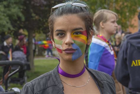 Photos From Sweden S First Pride Parade For Asylum Seekers Vice