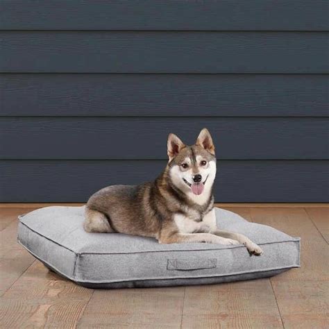 The kirkland dog bed provides superior support even for the largest dogs, ensuring they won't sink through the bed and end up at rest on a hard floor. Kirkland Signature 34 Square Tufted Dog Bed Grey