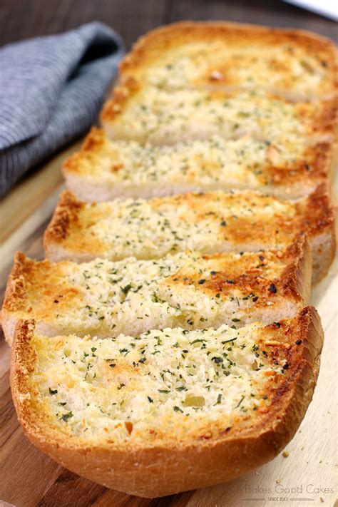 BEST Garlic Bread | Love Bakes Good Cakes
