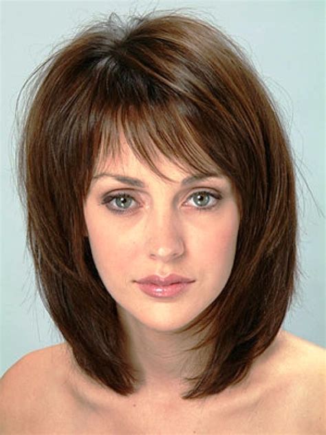 Medium Hairstyles For Round Faces Tips Magment