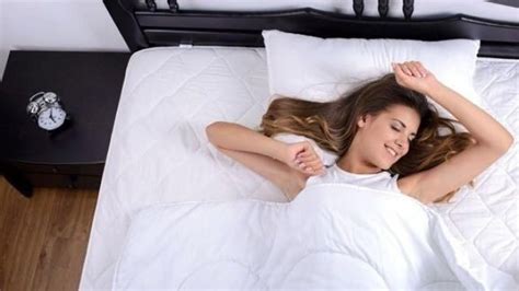 25 Of Married Couples Sleep In Separate Bedrooms