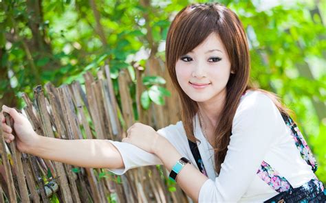 Girl Asian Eyes Smile Style Model Wallpaper Coolwallpapers Me