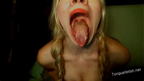 Vanessa S Long Tongue And Flexible Legs Xvideos