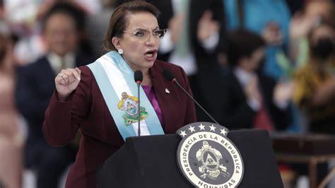 Xiomara Castro Se Convierte En La Primera Mujer En Llegar A La Presidencia De Honduras