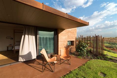 Rammed Earth Construction Is Gaining Popularity For The Good Of The
